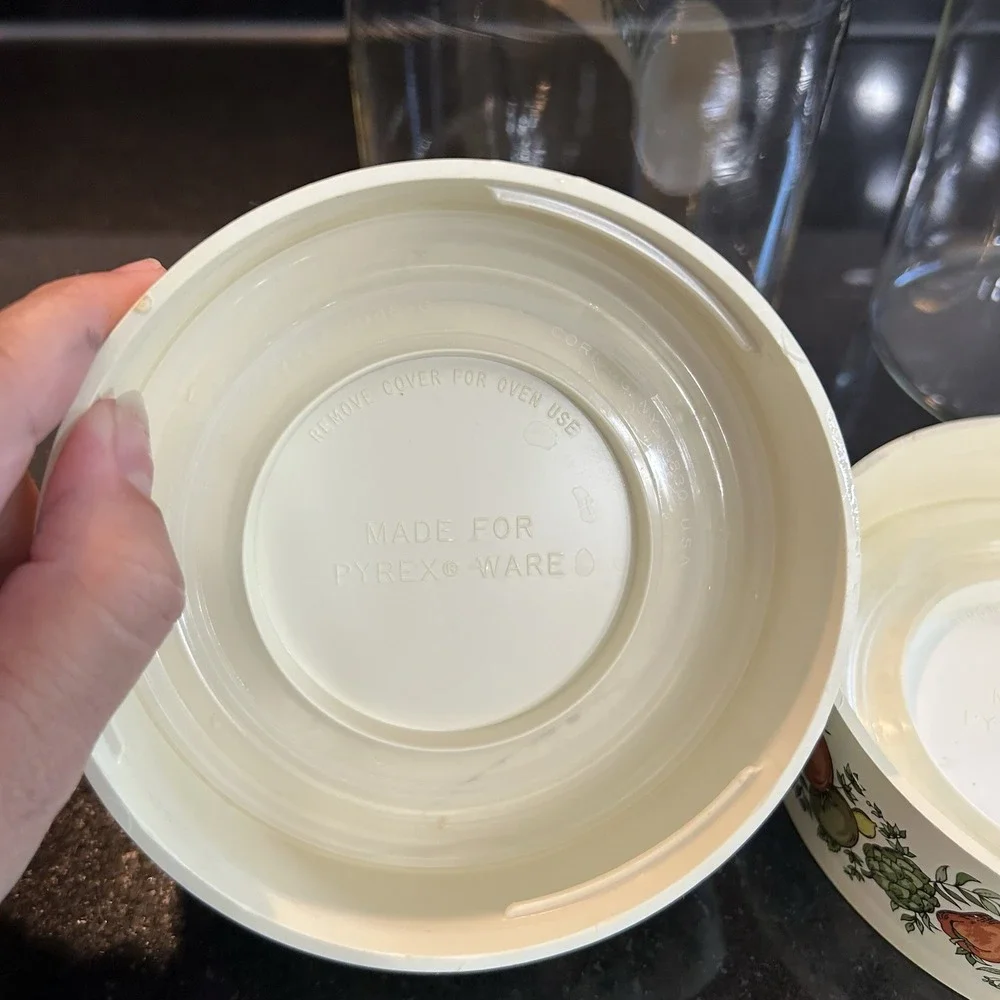 Set of 2 Vintage Pyrex Spice of Life 7.5